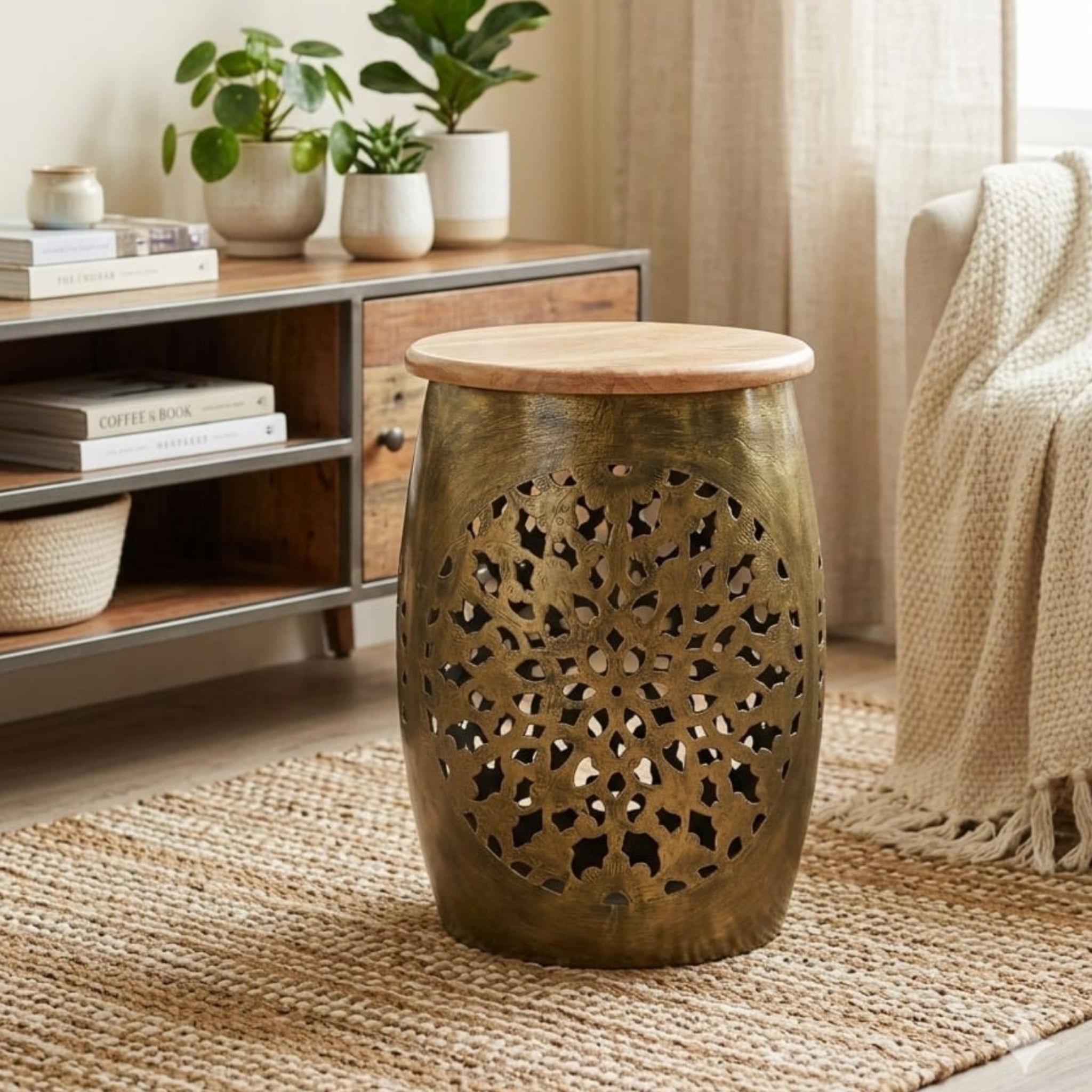 Brass Filigree Flower Stand with Mango Wood Top